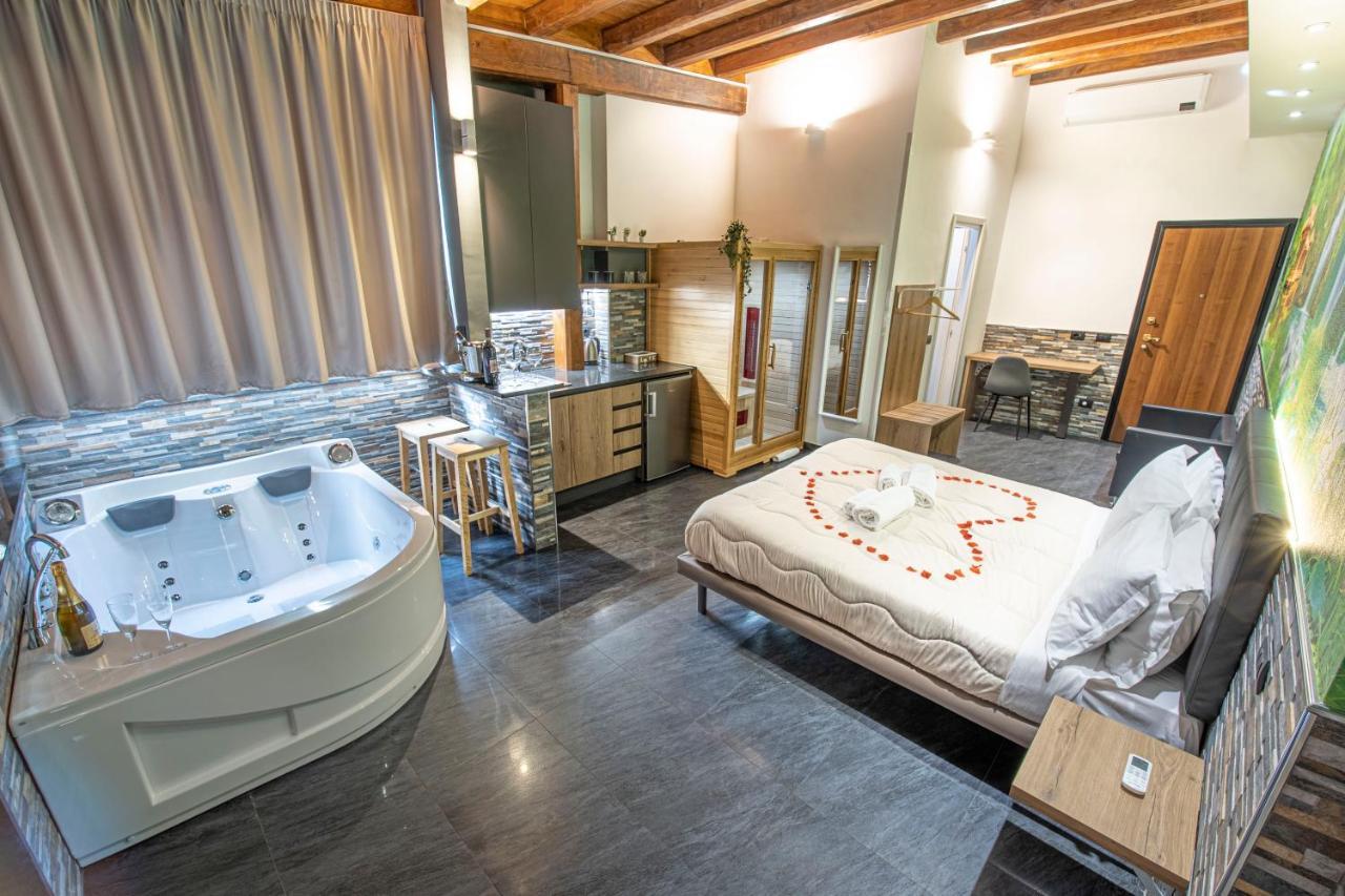 Virtus Prestige - Rooms & Apartments Рим Экстерьер фото