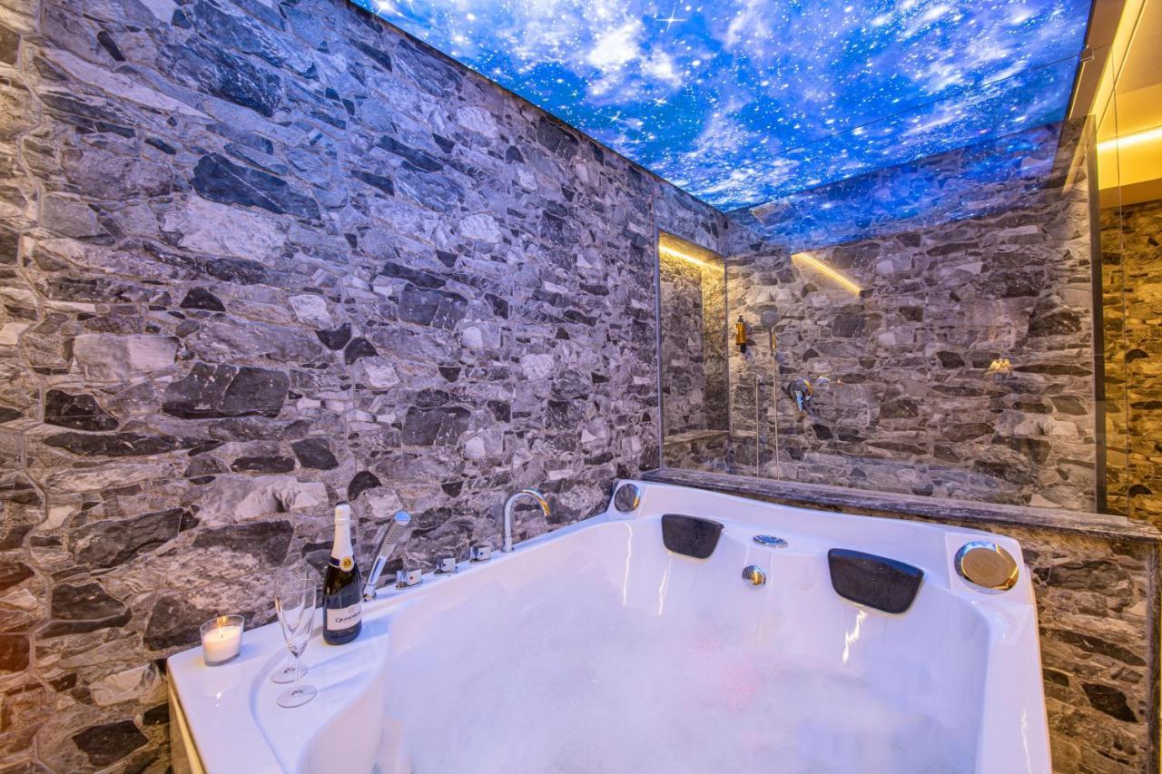 Virtus Prestige - Rooms & Apartments Рим Экстерьер фото